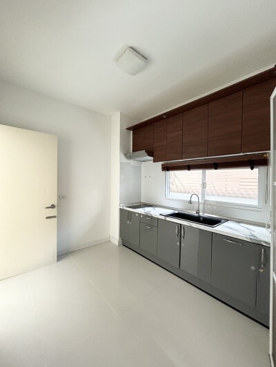 อัพเดทล่าสุด 21/11/2568 : เดอะ แพลนท์ ปิ่นเกล้า - กาญจนาฯ-23