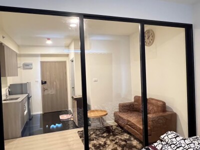 เอ สเปซ เมกา / A space Mega-6