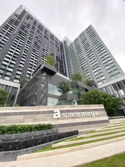 เอ สเปซ เมกา / A space Mega-11