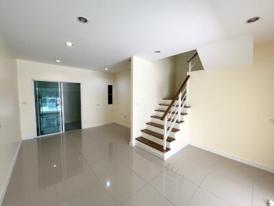 อัพเดทล่าสุด 25/12/2568 : วิลเลต ไลท์ ติวานนท์ - แจ้งวัฒนะ