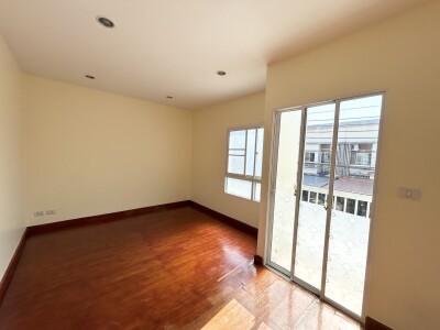 อัพเดทล่าสุด 25/12/2568 : วิลเลต ไลท์ ติวานนท์ - แจ้งวัฒนะ