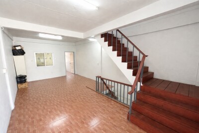 อัพเดทล่าสุด 13/1/2569 🏢 ให้เช่าหรือขาย ตึกแถว 3 ชั้น + ชั้นลอย 📍 ซ.สุขสวัสดิ์ 37/2 (เลยสะพานภูมิพล ก่อนถึงแยกพระประแด