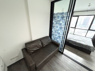 เดอะ เบส พาร์ค เวสต์ / The Base Park West-2