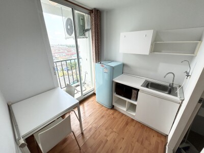 ทิวลิป สแควร์ @ อ้อมน้อย / Tulip Square @ Omnoi