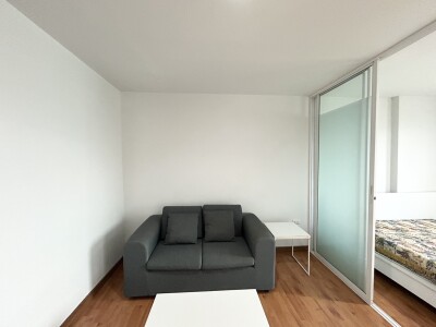 ทิวลิป สแควร์ @ อ้อมน้อย / Tulip Square @ Omnoi