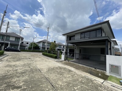 บ้าน เอโทล วงแหวน-ลำลูกกา / ขนาด 185 ตรม ขนาด 75 ตรว *