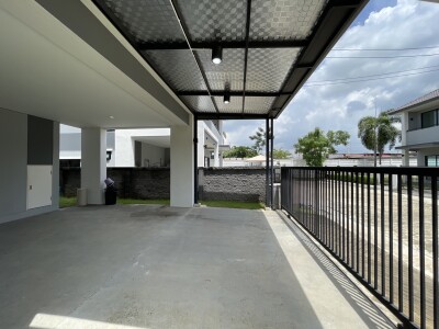 บ้าน เอโทล วงแหวน-ลำลูกกา / ขนาด 185 ตรม ขนาด 75 ตรว *