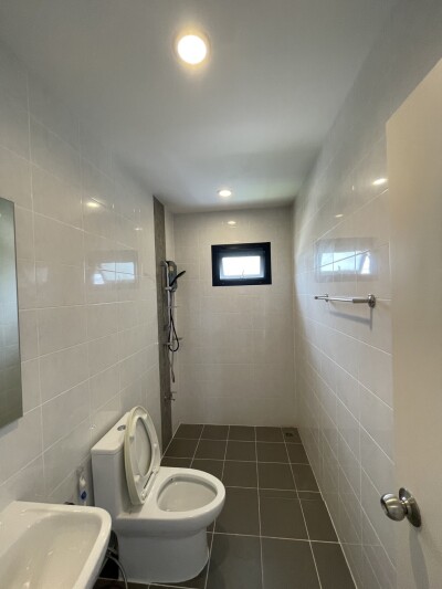 บ้าน เอโทล วงแหวน-ลำลูกกา / ขนาด 185 ตรม ขนาด 75 ตรว *