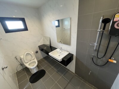 บ้าน เอโทล วงแหวน-ลำลูกกา / ขนาด 185 ตรม ขนาด 75 ตรว *