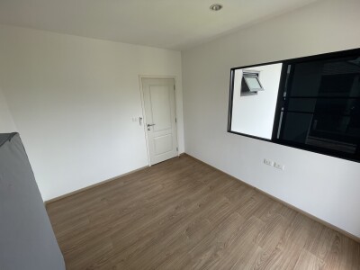 บ้าน เอโทล วงแหวน-ลำลูกกา / ขนาด 185 ตรม ขนาด 75 ตรว *