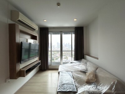 ริธึ่ม พหลฯ - อารีย์ / Rhythm Phahon - Ari-1