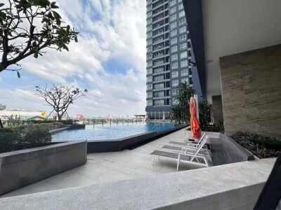 เดอะ เมโทรโพลิส สำโรง / The Metropolis Samrong