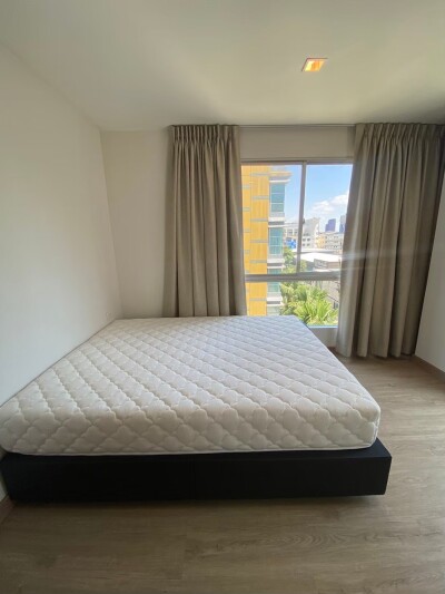 เมโทร ลักซ์ พระราม 4 / Metro Luxe Rama 4