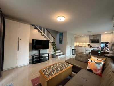 ทาวน์ อเวนิว พระราม 9-7