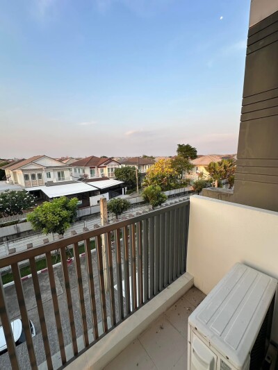 ทาวน์ อเวนิว พระราม 9-37