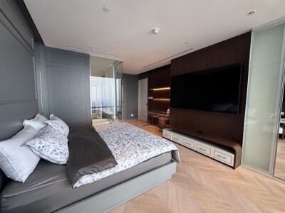 โฟร์ซีซั่นส์ ไพรเวท เรสซิเด้นซ์ / 📌 ยูนิต 300/21 | ชั้น 64 | ขนาด 125 ตร.ม. 🛏 2 ห้องนอน | 🛁 2 ห้องน้ำ | 🚗 ที่จอดรถส่-11