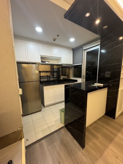 ไฮฟ์ ตากสิน / Hive Taksin