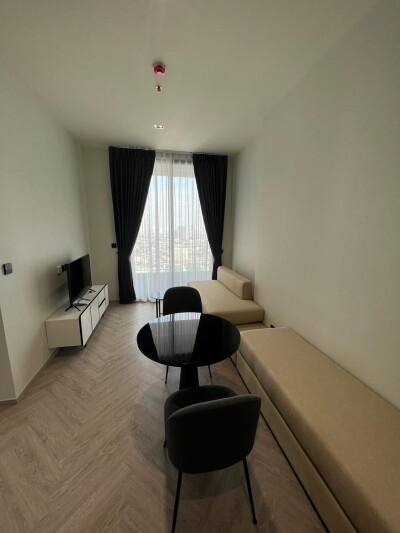 แชปเตอร์ เจริญนคร - ริเวอร์ไซด์ / Chapter Charoennakhon - Riverside