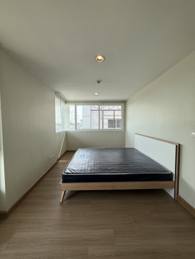 เอ็มที เรสซิเดนซ์ คลองหลวง / MT Residences Klongluang