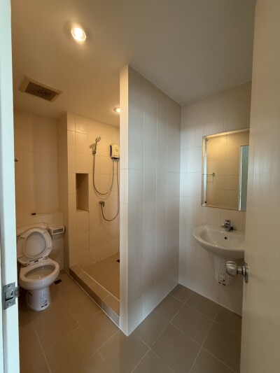 เอ็มที เรสซิเดนซ์ คลองหลวง / MT Residences Klongluang