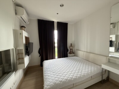 เดอะ พาร์คแลนด์ ศรีนครินทร์ เลคไซด์  / The Parkland Srinakarin Lakeside