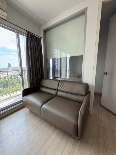 เดอะ พาร์คแลนด์ ศรีนครินทร์ เลคไซด์  / The Parkland Srinakarin Lakeside