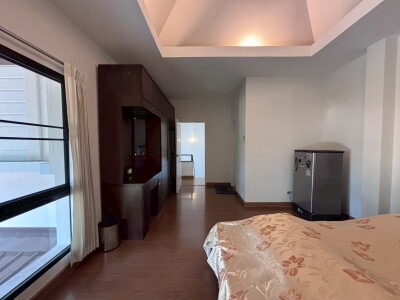 หมู่บ้านวราบดินทร์ รังสิต–ปทุมธานี