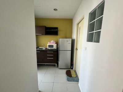 เดอะ เซ็นเตอร์ คอนโดมิเนียม / The Center Condominium