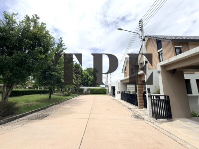 โกลเด้น พรีเว่ บางแสน - หนองมน